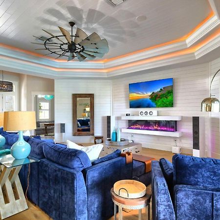 Bikinis And Martinis Waterfront Canal Villa Anna Maria Exterior photo